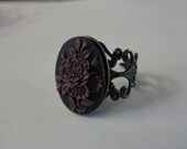 Vintage style antique style dark gold tone DARK PURPLE ROSE Flower ring adjustable filigree ornate