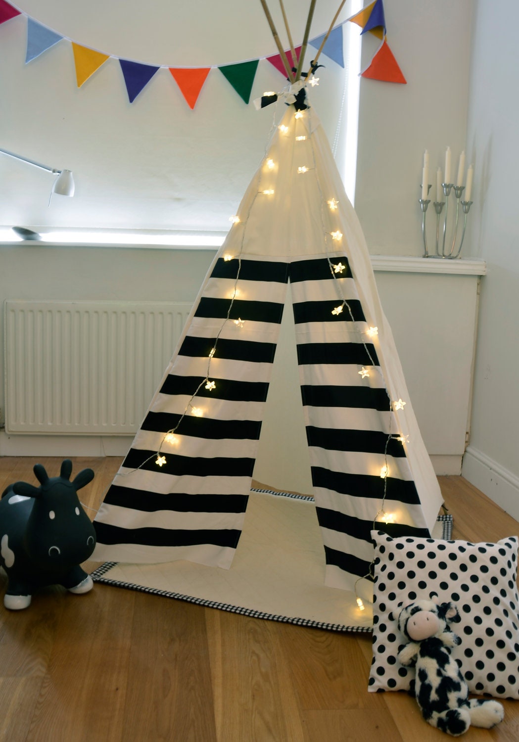 Teepee Play Tent -tipi- Black and White - Monochrome - Poles included JAMES