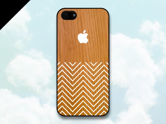 iPhone 5 Case - Chevron on Wood Pattern - also available in iPhone4s and Galaxy S3