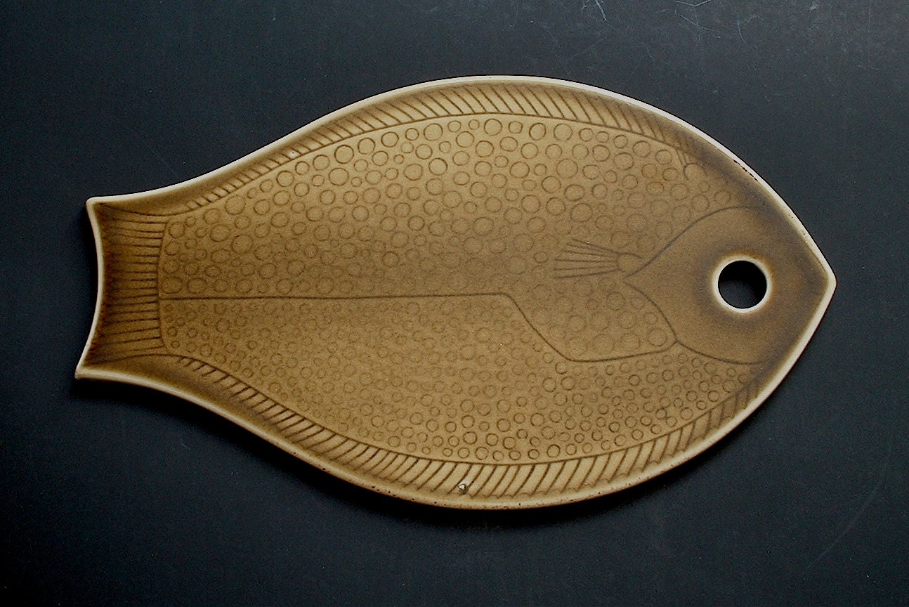 Arabia Finland Fish Plate / Ceramic Board Trivet Mid Century Scandinavian Art Pottery