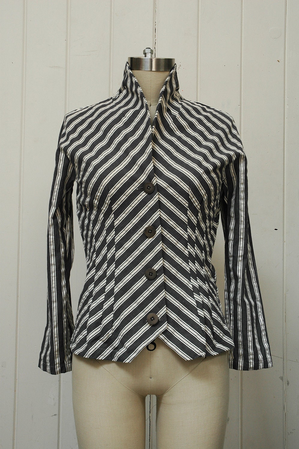 SAMPLE SALE - Grey Fitted Blazer in Textured Stripe Cotton Fabric (1040)