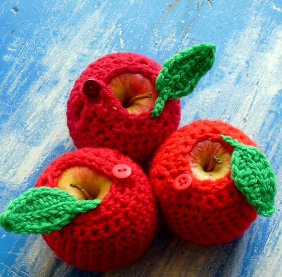 Crochet Apple Cozy