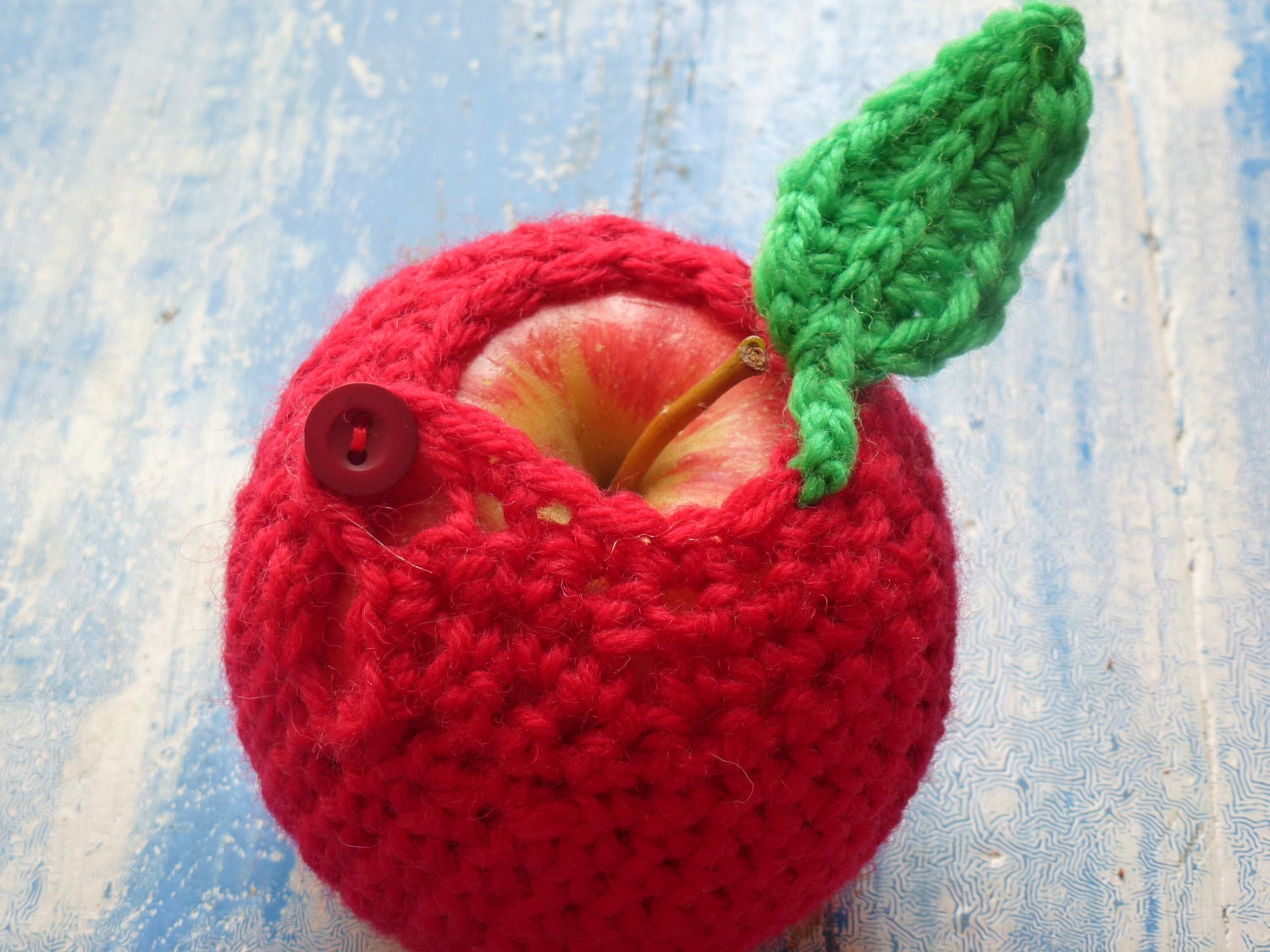 Crochet Apple Cozy