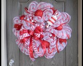 Red and White DECO Mesh Christmas Wreath, Candy Cane Christmas Wreath