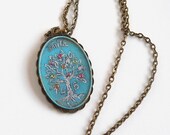 Personalized Family tree necklace. Custom personalization jewelry. Family necklace. Unique mom gift - Family tree jewelry. Patinated jewelry