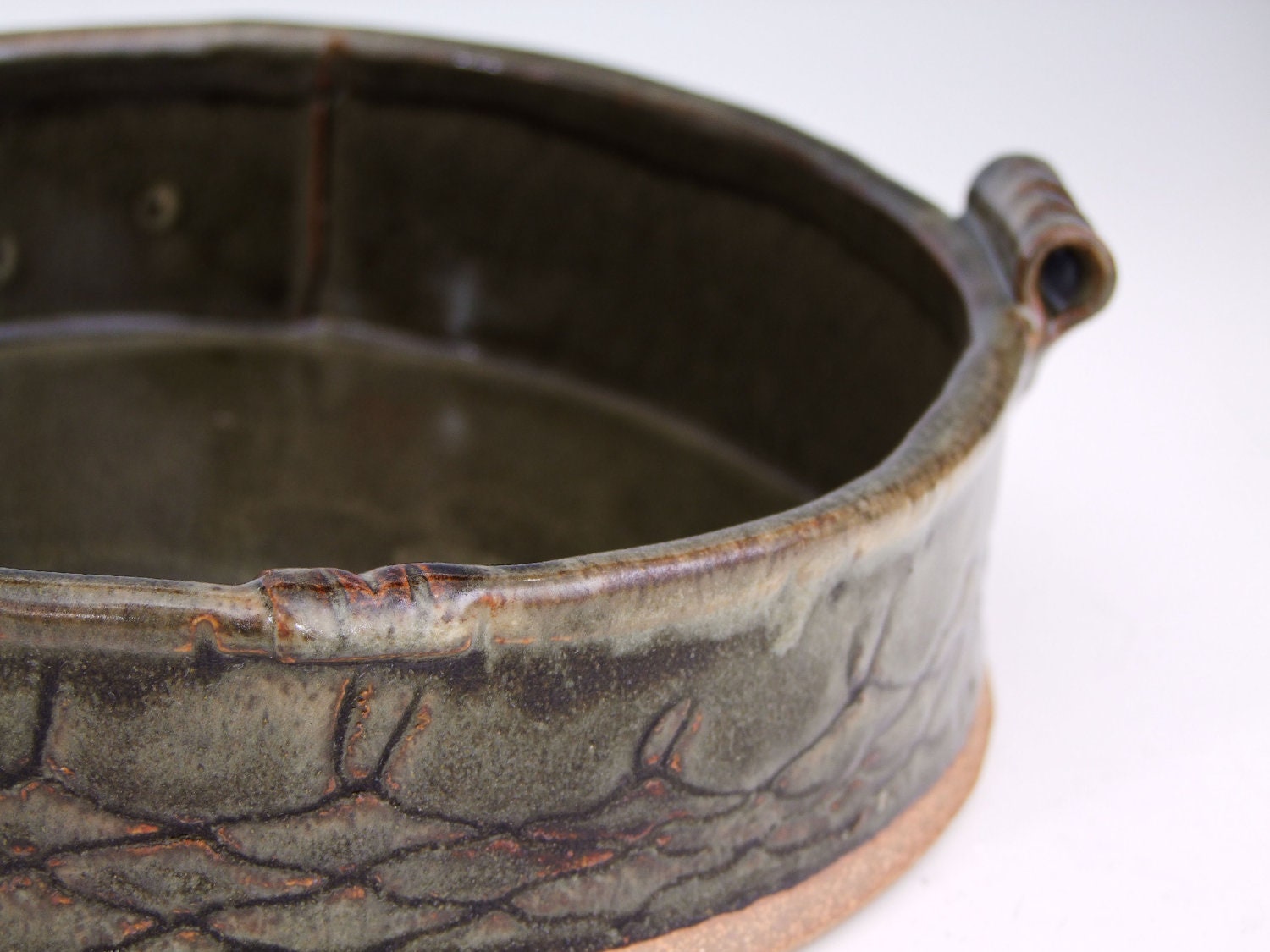 Serving Dish/Casserole. Hand made. Slab built. Round. 7 inch diam. Textured. Stoneware.