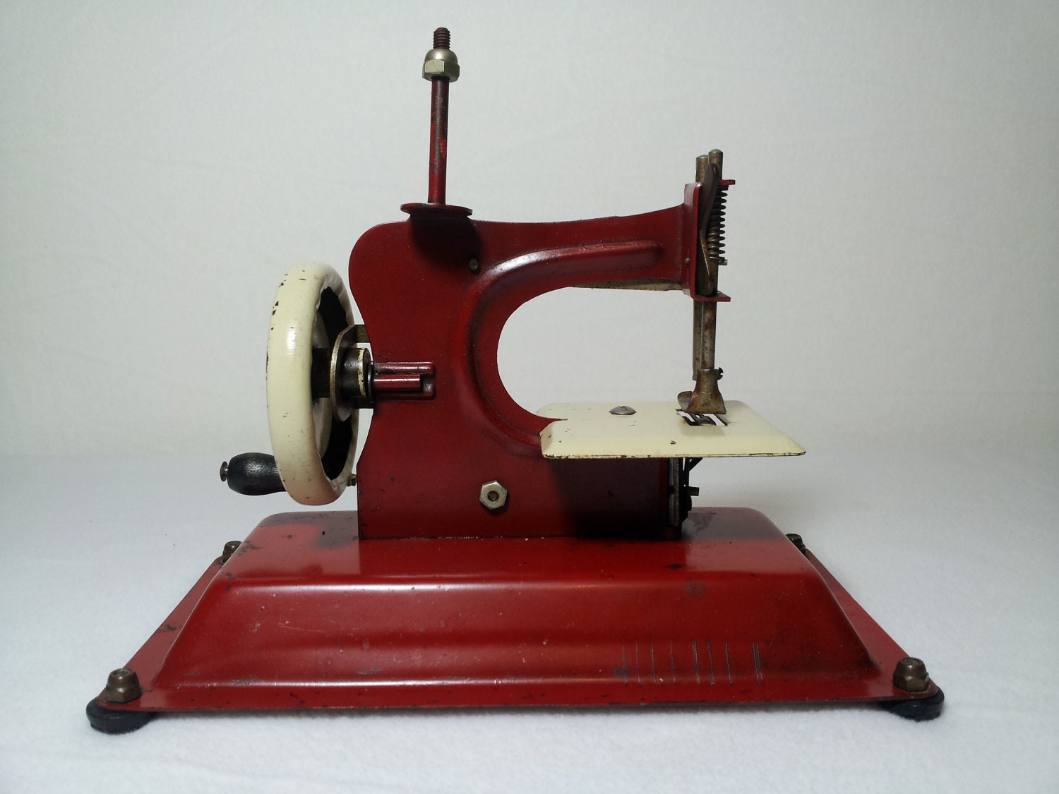 Gateway Junior Model NP-1 Toy Sewing Machine