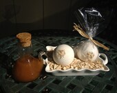 FREE SHIPPING Oatmeal, Milk, and Honey Bath Bomb Fizzy