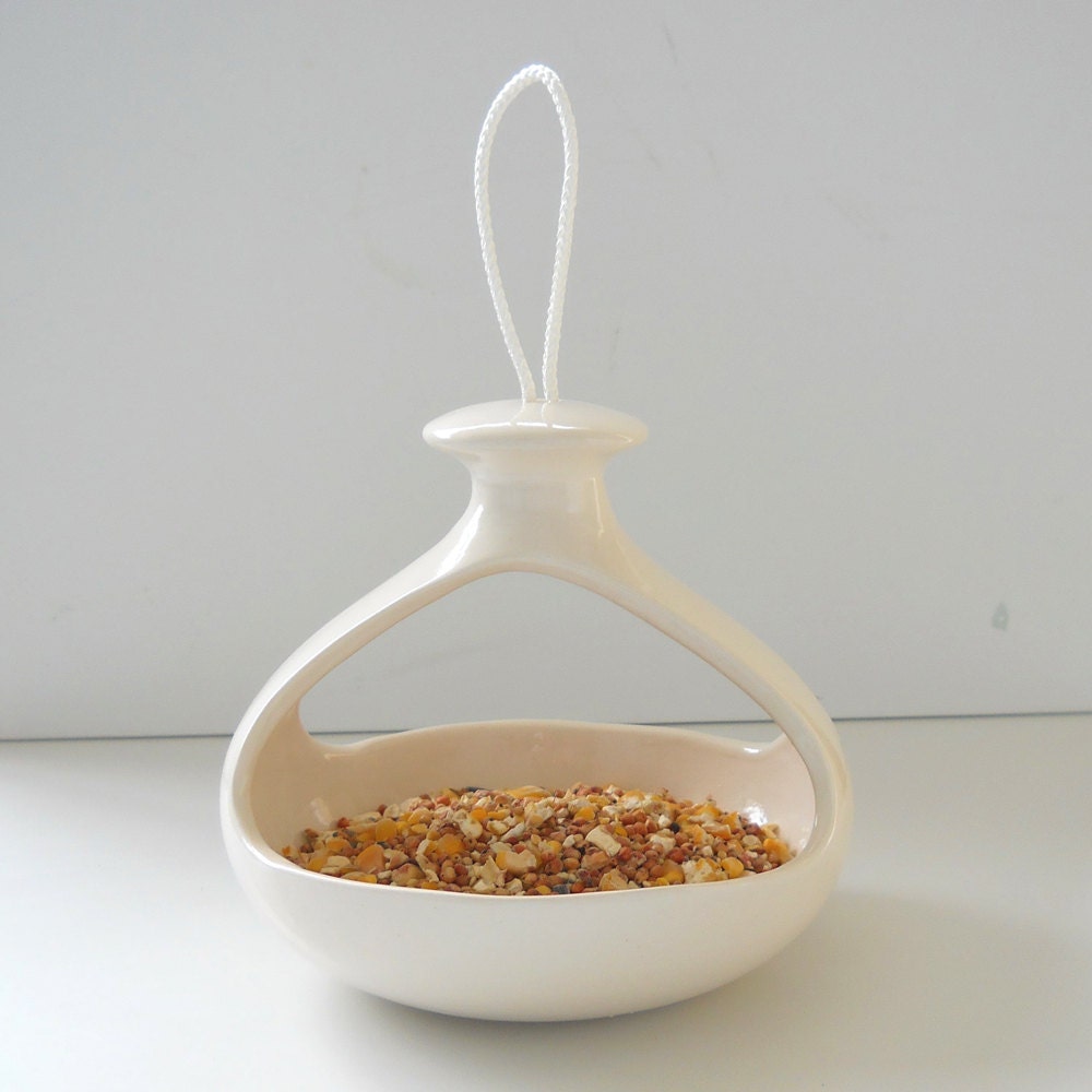 Bird Feeder Ceramic 2 Sided Retro Hanging feeder In White