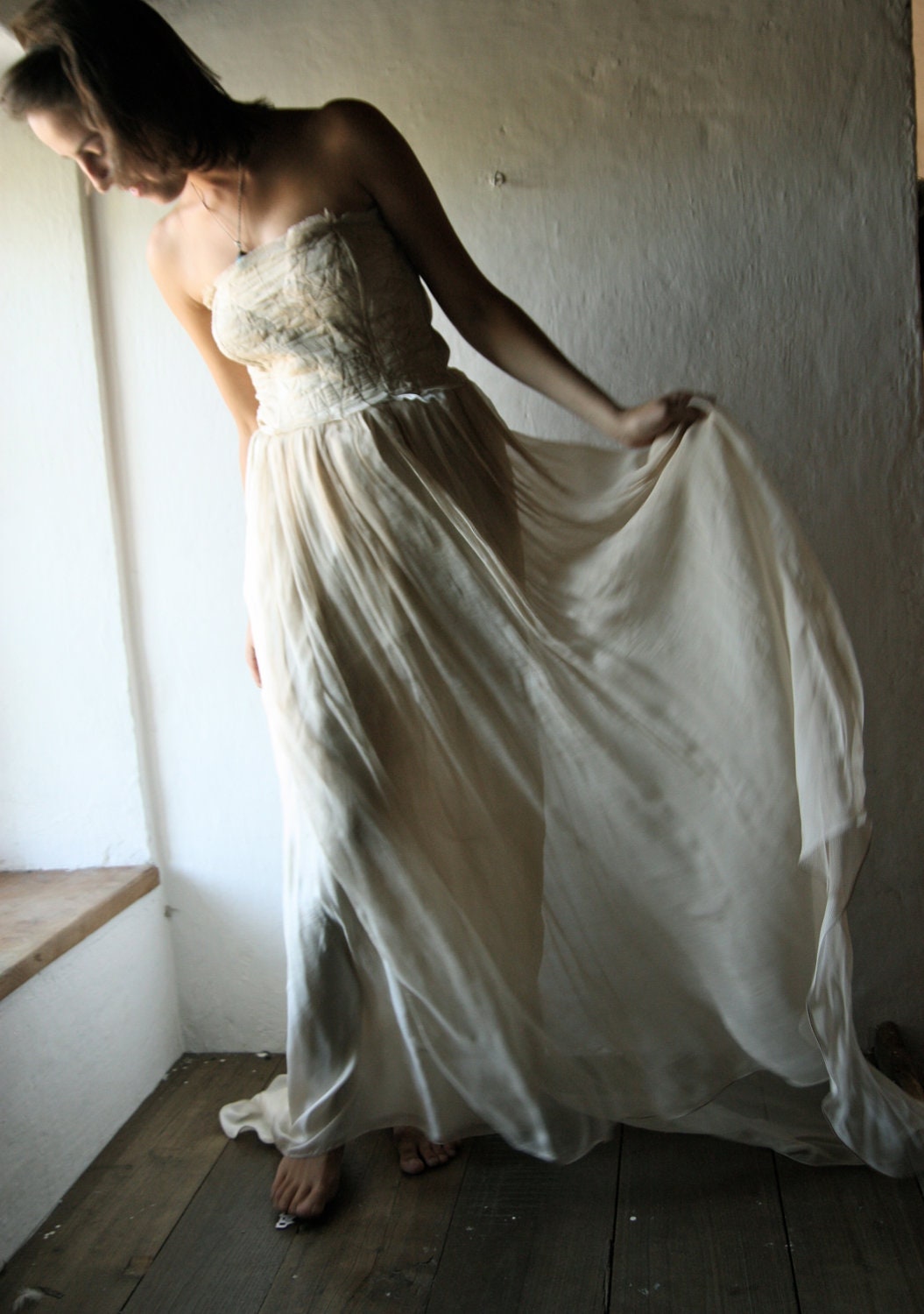 Wedding dress in silk chiffon strapless or halter, long bridal gown outdoors beach wedding hippie boho organic style