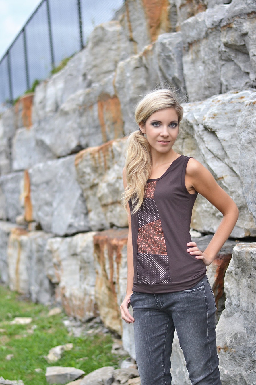 Spring clothing women's brown bamboo tank top with vintage cotton detail