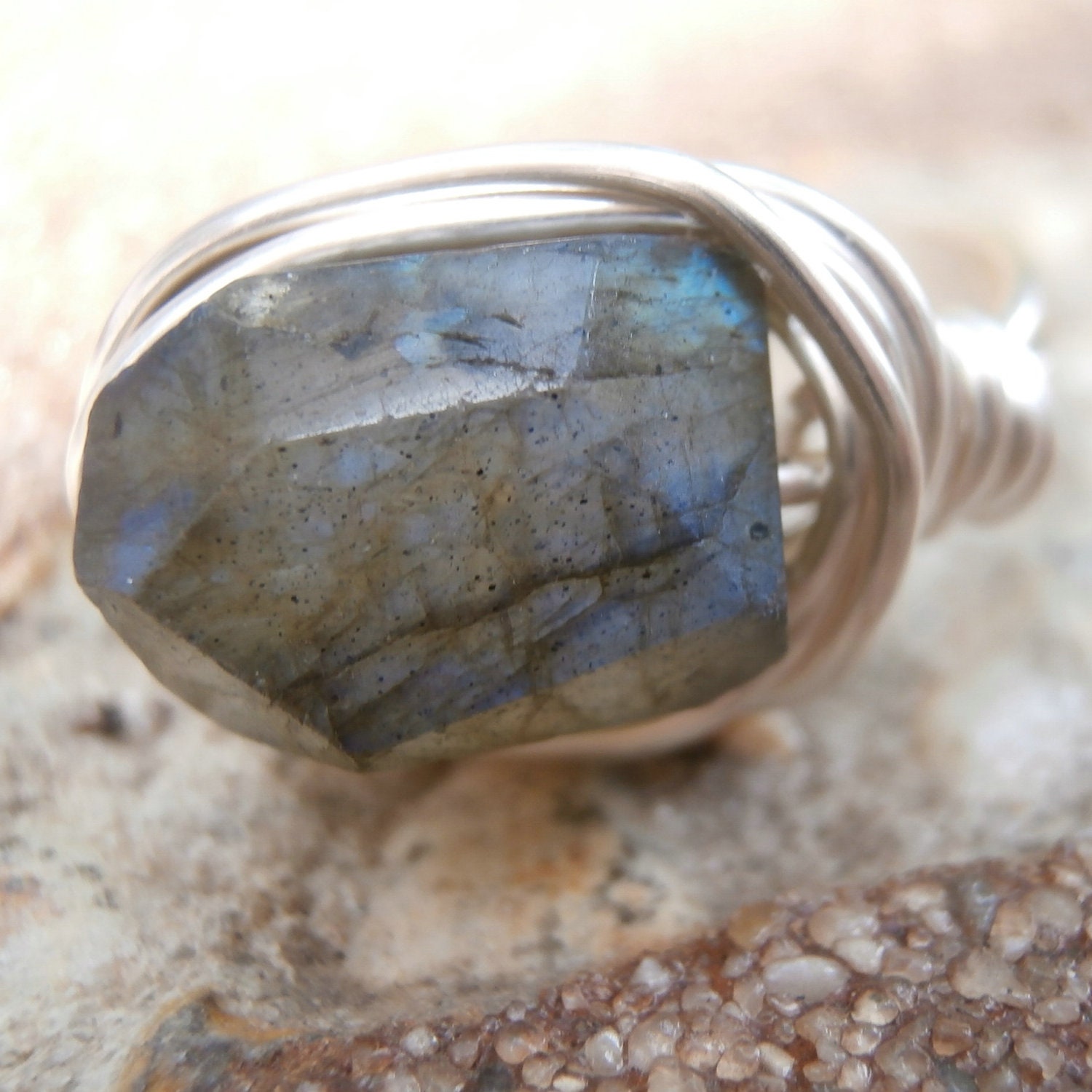 Labradorite Jewelry, Labradorite Ring in Silver - BLUE FLASH LABRADORITE Beauty - Size 8 Ring