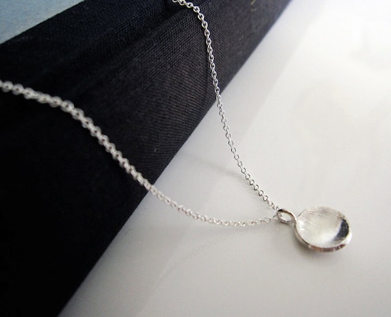 Sterling Silver Disc Necklace / Simple Silver Or Gold Necklace / Small Dainty Circle Necklace