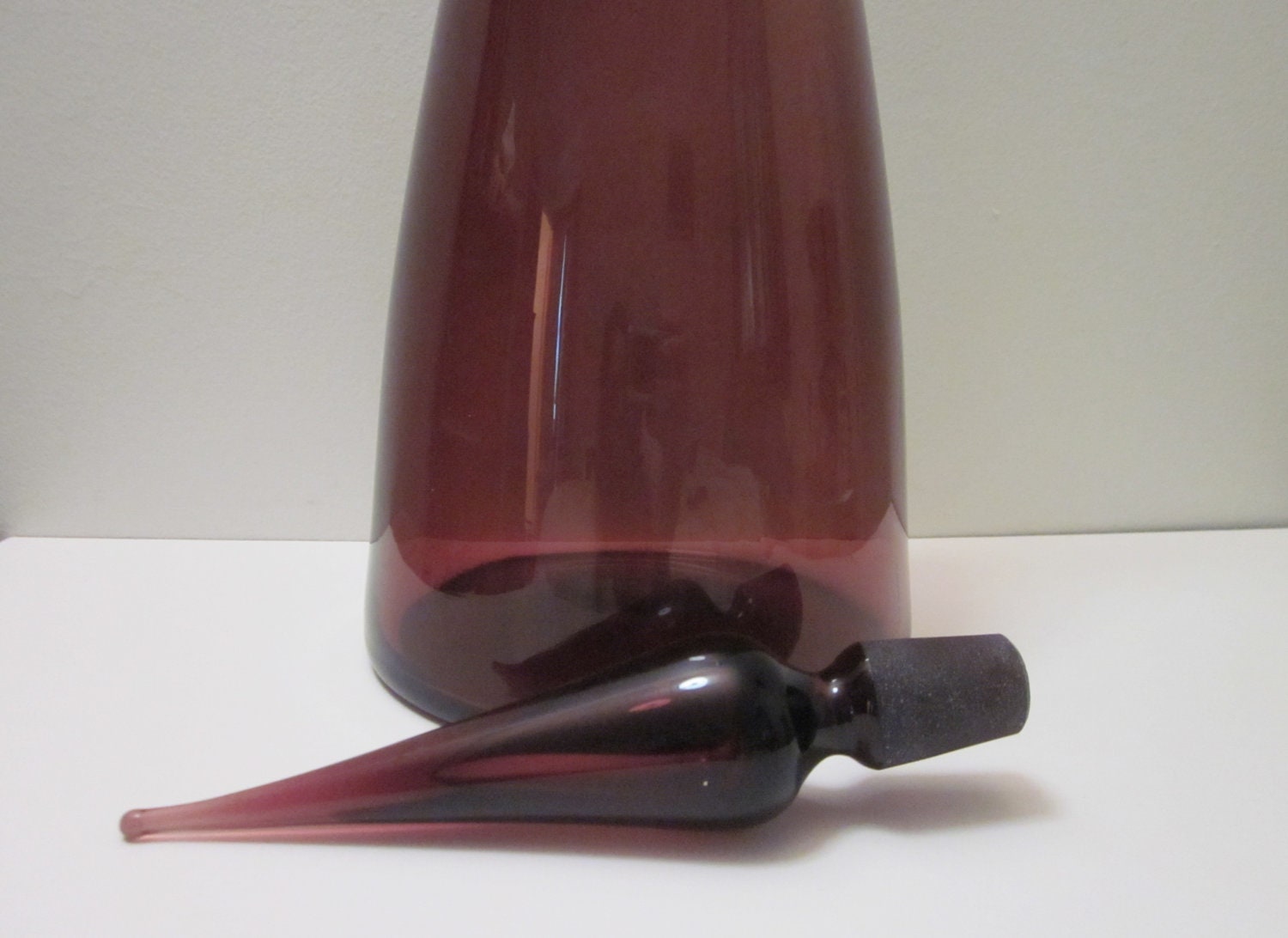 Vintage BLENKO GLASS 920-L Decanter in Amethyst