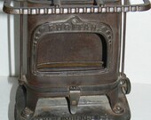 Puritan Kerosene Sad Iron Heater Stove Florence Mass USA Antique 1890s Victorian