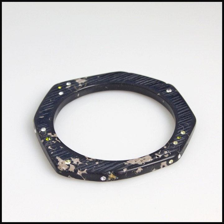 Stacking Resin Bangles-Wood Cut (Slate) by triian