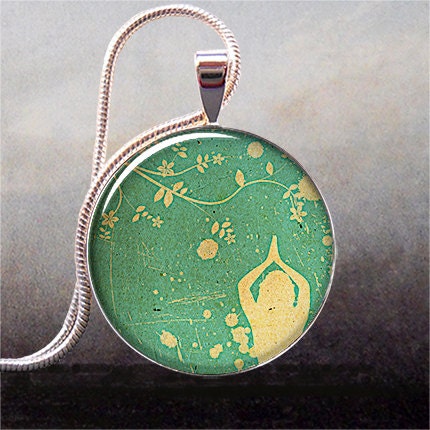 Yoga art pendant, yoga necklace resin pendant, yoga jewelry, yoga pendant, meditation, Zen