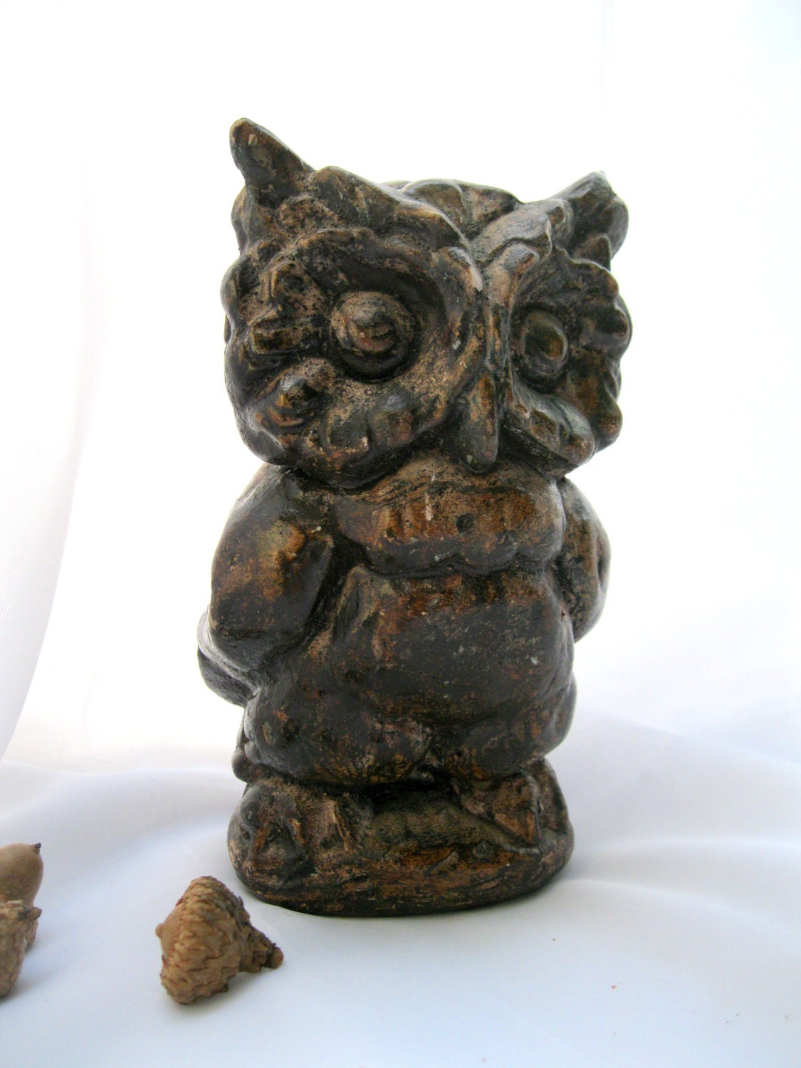 Vintage Owl Statue/ / Plaster/ / 60's // Man Gift/ / Bookend  from Tessiemay