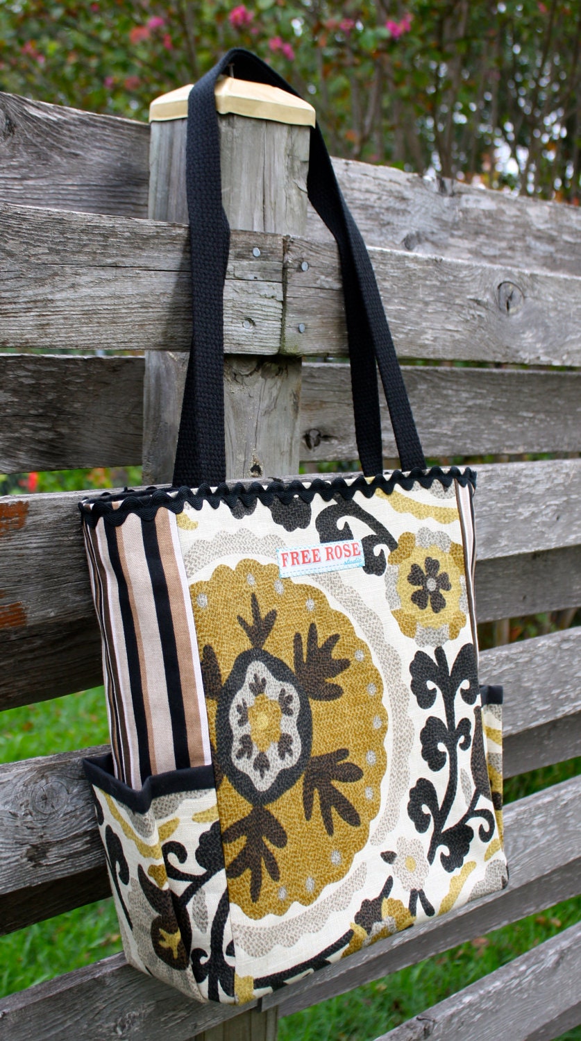 Brown and Black  "Essentials" multi-pocket tote bag KAS Cavallo Marble