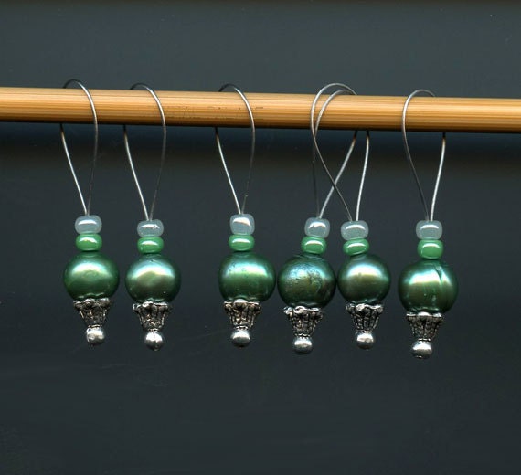 Knitting Stitch Markers Snag Free Semi-Precious Emerald Green Freshwater Pearls Glass Beads