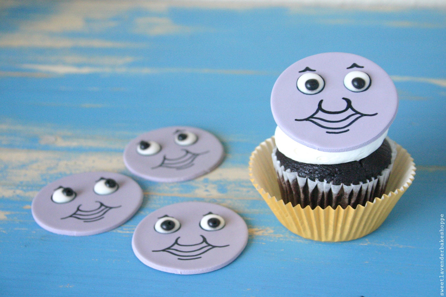 Thomas the Train Edible Cupcake Toppers
