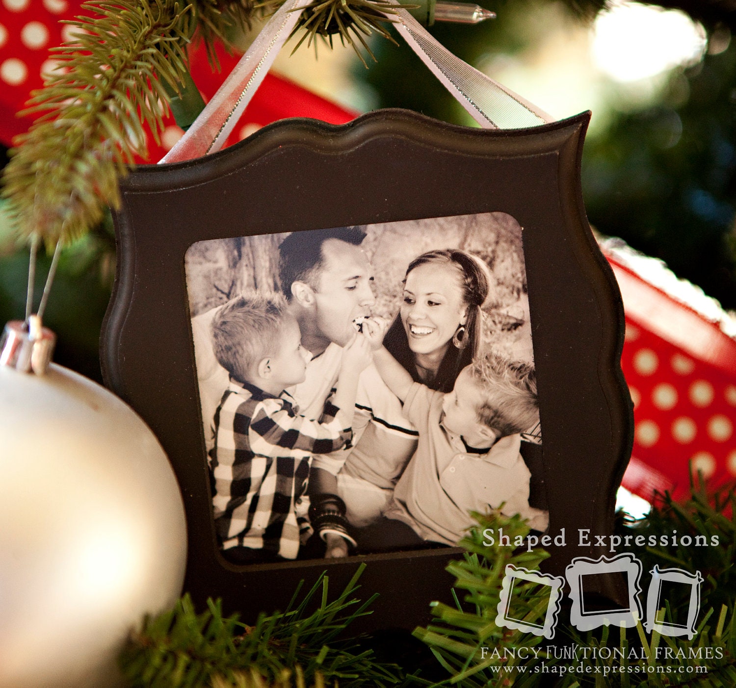 4x4 Love Struck unfinished picture frame - Christmas ornaments