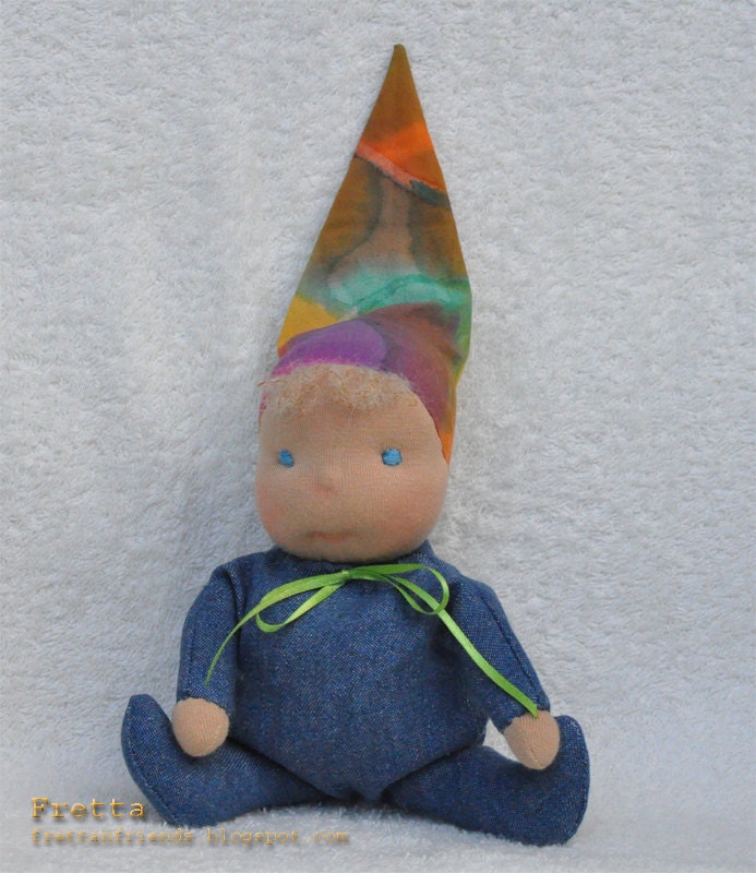Miniature Waldorf Sitting Baby 11'2012. 16cm / 6.3" tall All Natural Child Friendly Baby Doll. Fretta's Original design.