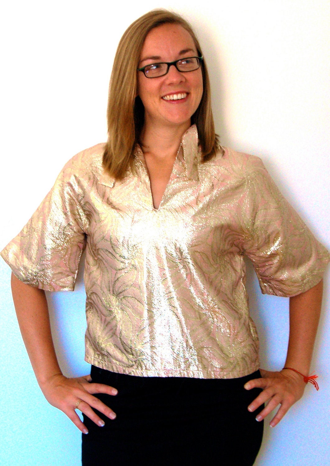 Vintage Top - 1970s Pink & Gold Pinwheeled Blouse