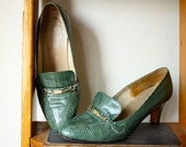 60s vintage snakeskin loafers hunter green pumps . 8 - 8 1/2 handmade in france