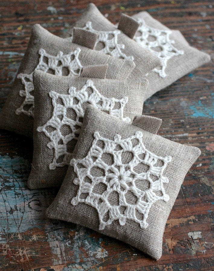 Lavender sachets -- crochet motif -- set of 5