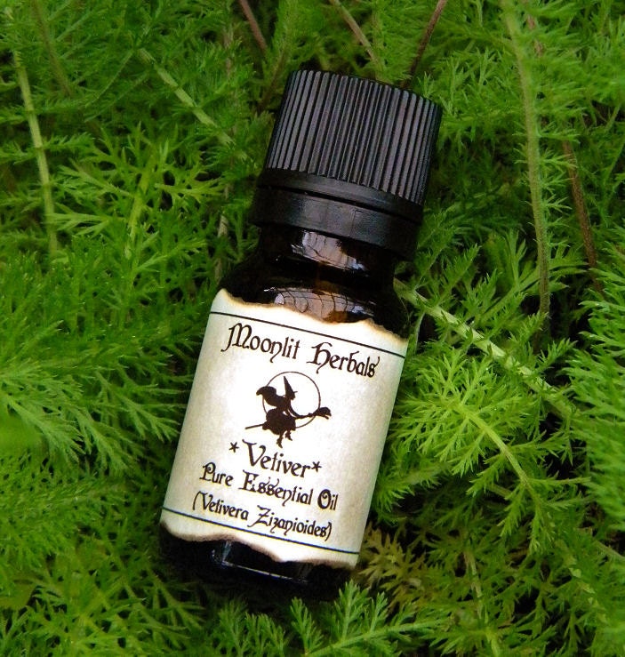 Pure Vetiver Essential Oil - 1/3 Ounce - Hex Breaking, Luck, Gambling, Money Drawing, Prosperity, Grounding, Earth Magick, Love