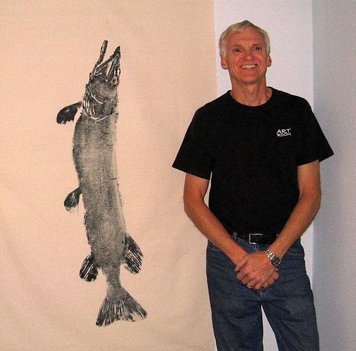 Fish Art...Extraordinary Great Northern Pike GYOTAKU Fish Rubbing Original on tan muslin