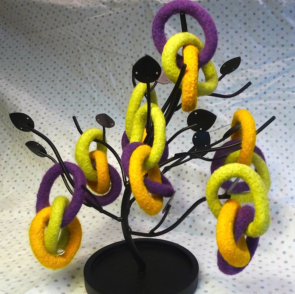 Free SHIPPING To US--Gnot Wool Teether--Iris Colors