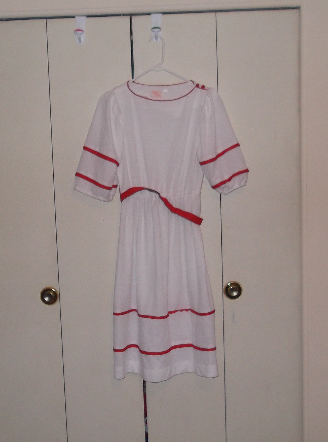 vintage 1960s white red lady carol dress