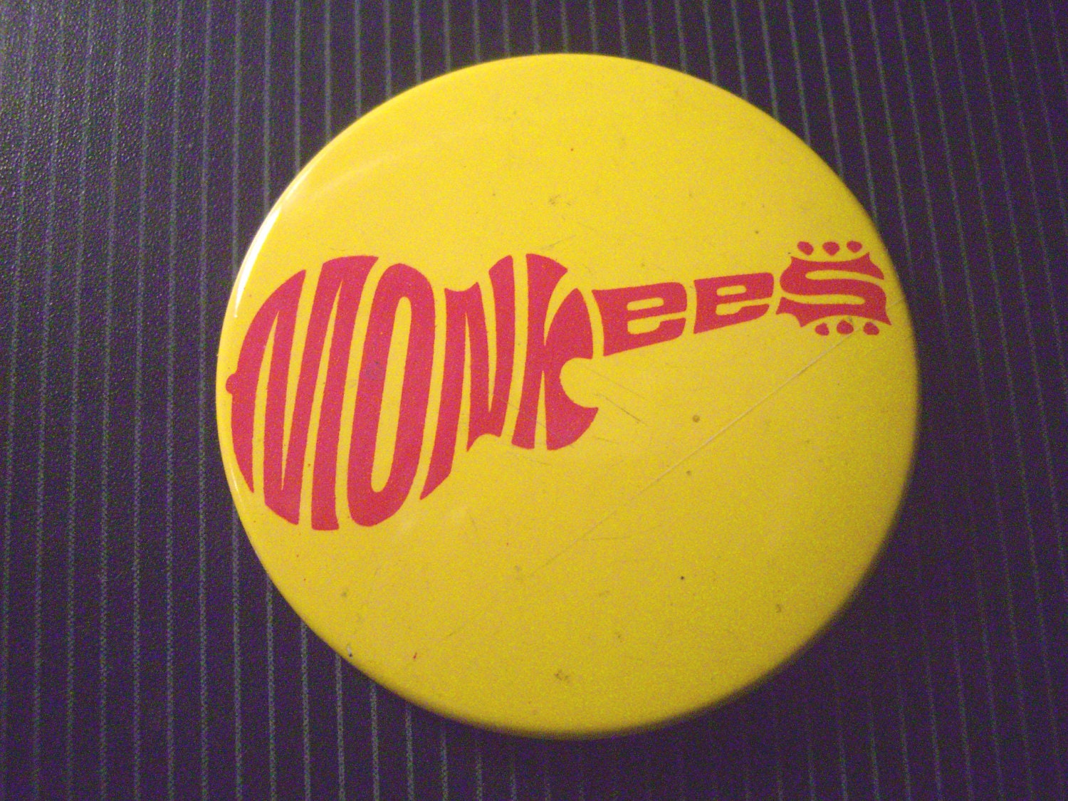 1967 MONKEES Pinback guitar
