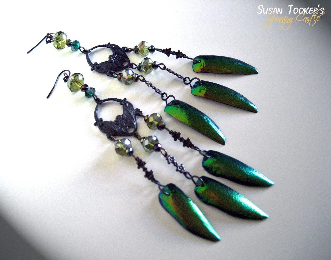Fairy Jewel Beetle Elytra Iridescent Wings Earrings Emerald Green Gold Sparkling Goddess Style ELFLAND QUEEN by Spinning Castle