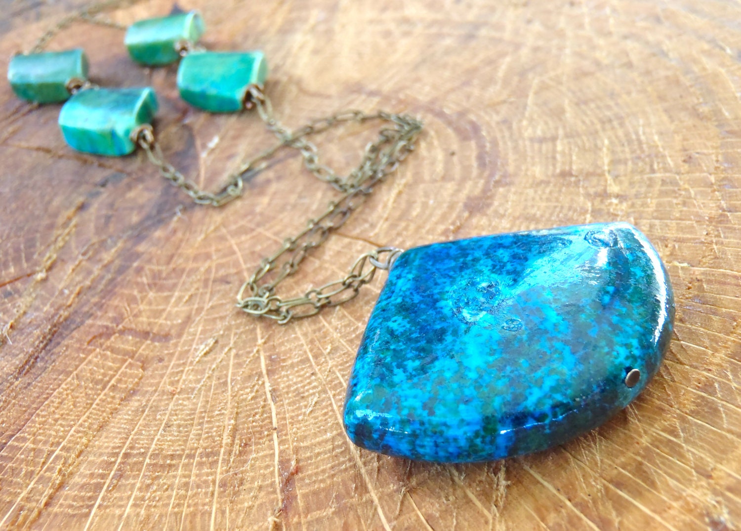 N080 Yellow Turquoise Diamond and Fan Shaped Stone Necklace