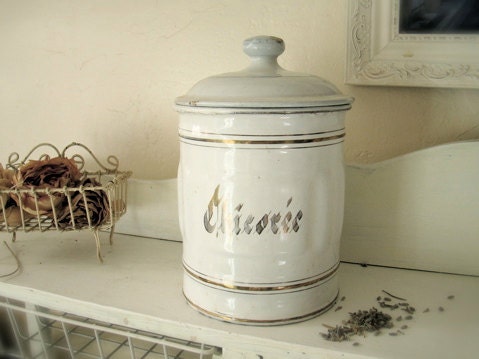 White Chicorée French Canister