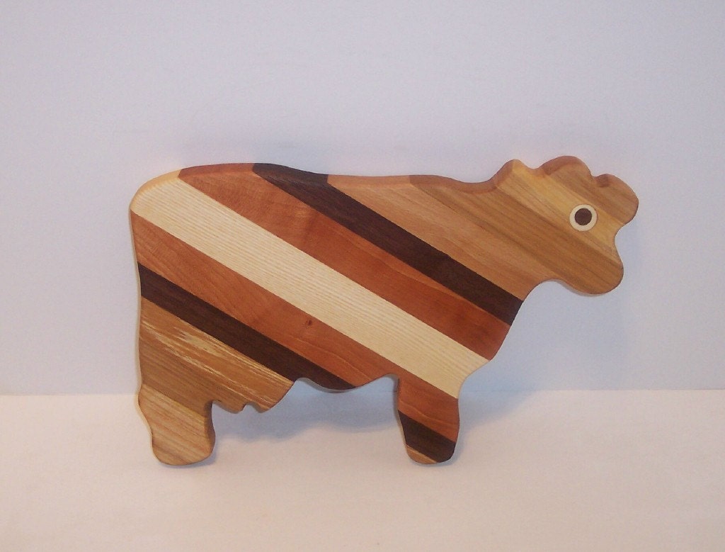Cheese Cutting Board Shaped Like A COW