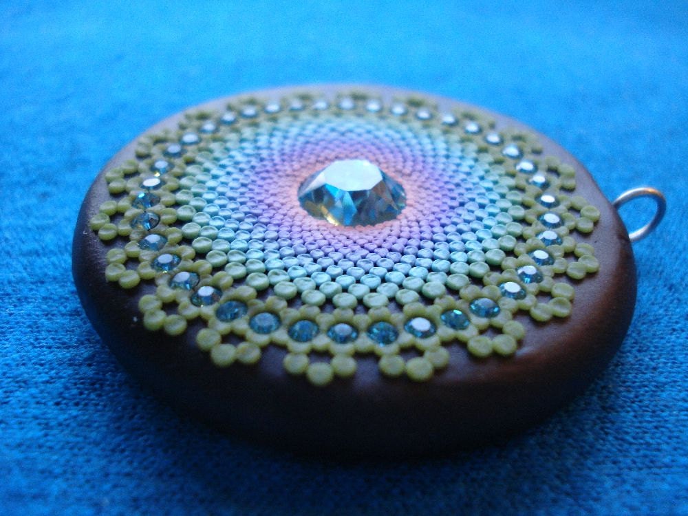 spring sparkle pendant