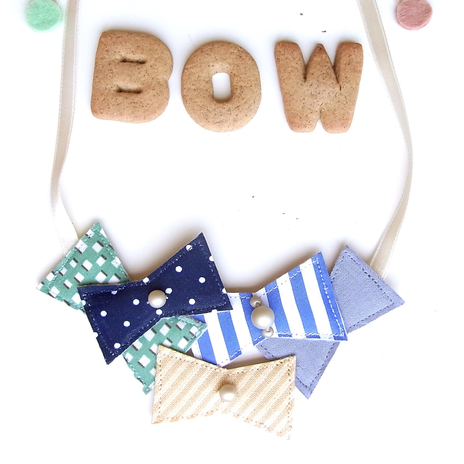 Kid Friendly - Nuno Bow Party Necklace