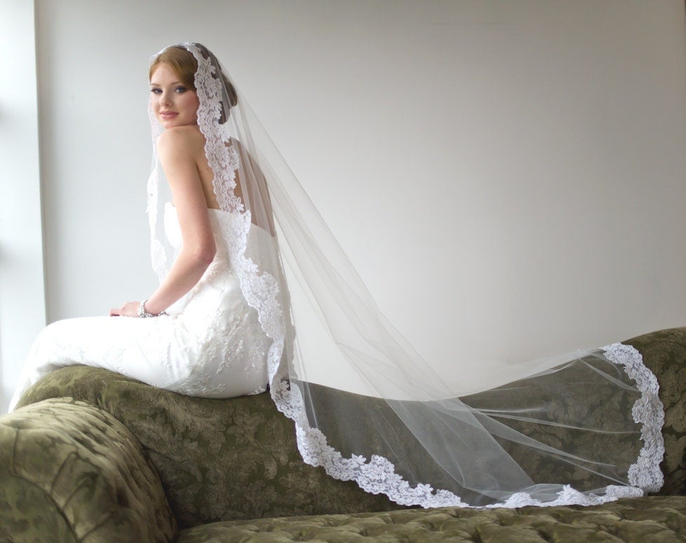Bridal Veil, Traditional Veil,  Mantilla Chapel Length Veil, Wedding Veil, Lace Veil, Wedding Hair Accessory, Long Veil