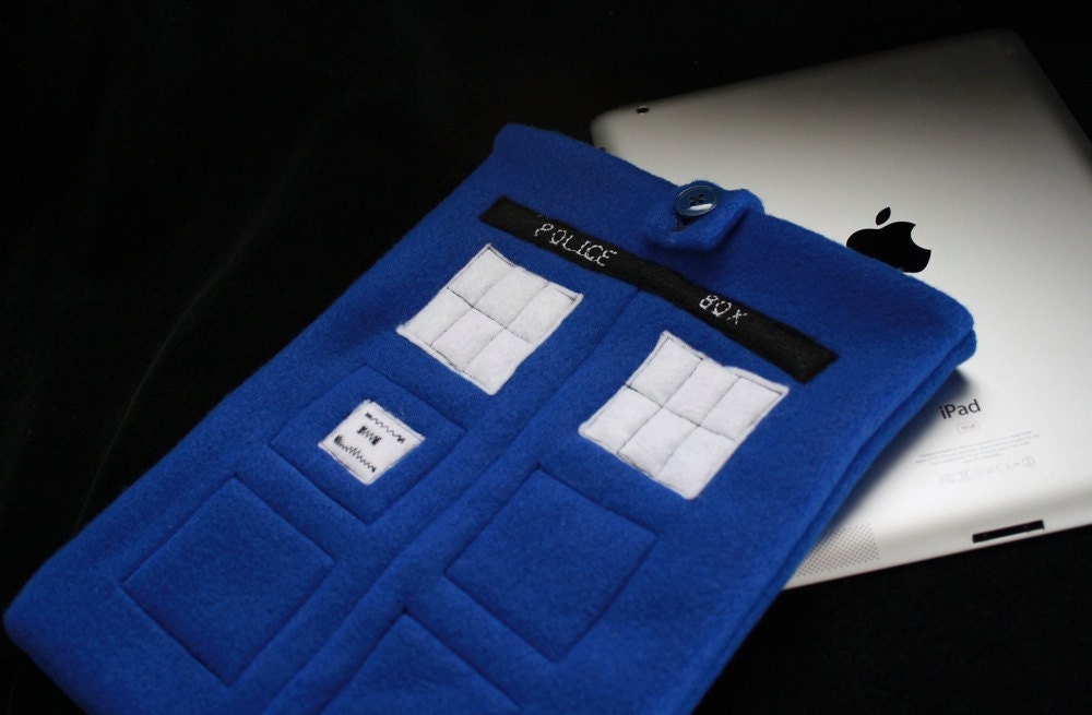 eReader Tablet Case TARDIS iPad 1, 2 , 3, iPad mini, Kindle, Nook / sleeve / tech-cozy   for Doctor Who fans. Custom made