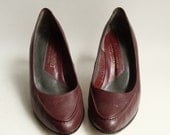 SALE shoes size 6 / burgundy leather heels / 80s pumps / vintage leather heels / shoes 6 / vintage shoes