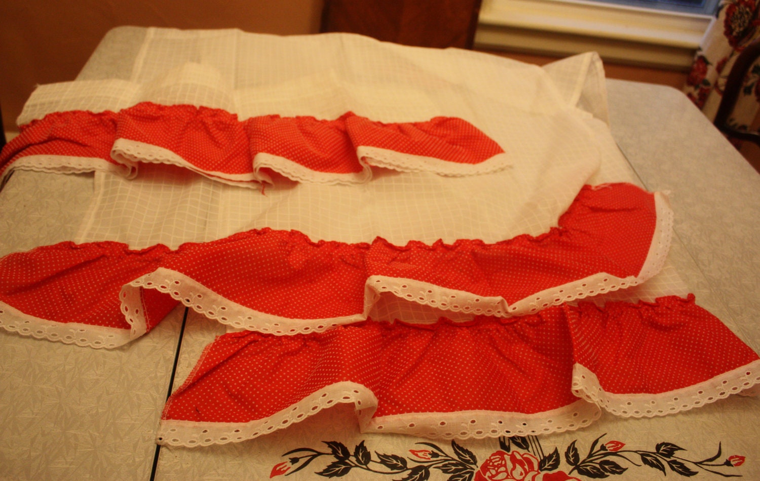 Vintage red kitchen polka dot curtains with valance