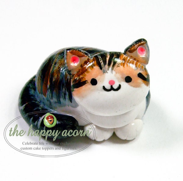 Your Cat Personalized Customized Cat Figurine - Cat Lover Cake Topper or Keepsake Tribute Memorial Figure
