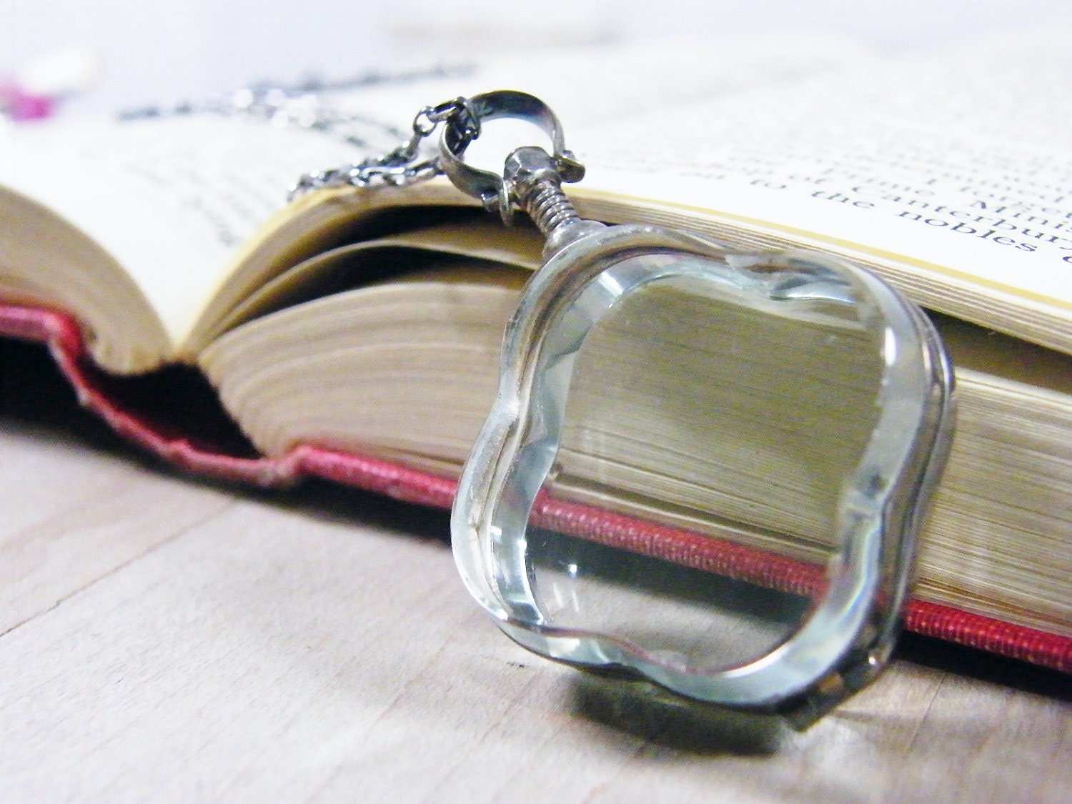 glass locket sterling silver heirloom keepsake remembrance necklace antique finish clover shape