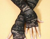 Black Lace Armwarmers in Gothic and Gypsy Style, Noir, Fusion Dance, Fingerless Segmented Lace Gloves, Neo Victorian Bohemian, Belly Dance