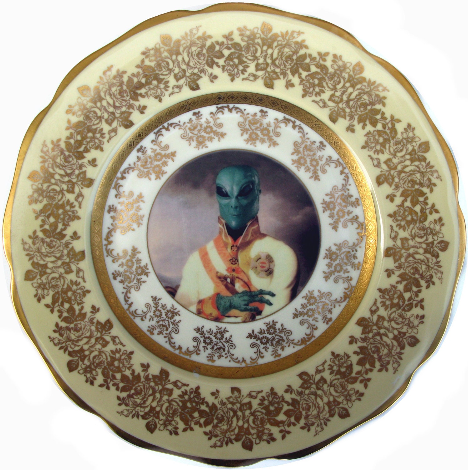 Sir Marvin of Roswell - Modern Portrait Plate - Altered Antique Plate