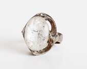 Vintage 60s 70s White Cabochon Stone Silver Ring